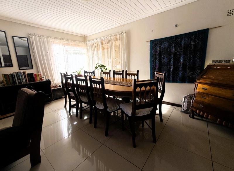4 Bedroom Property for Sale in Bergzicht Western Cape
